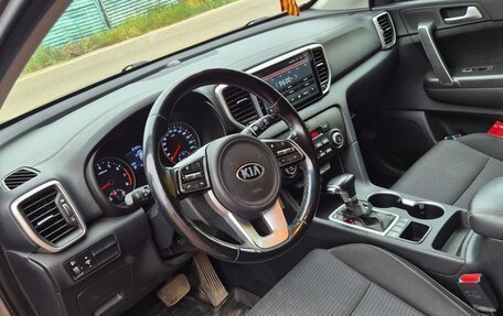 KIA Sportage IV рестайлинг, 2018 год, 2 230 000 рублей, 9 фотография