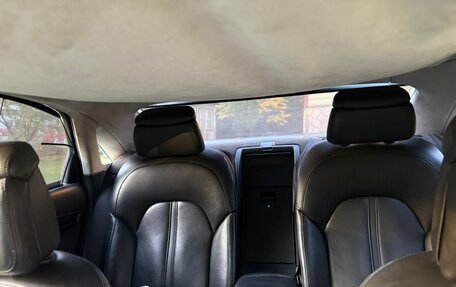 Audi A8, 2010 год, 2 500 000 рублей, 13 фотография