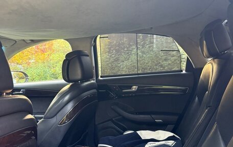 Audi A8, 2010 год, 2 500 000 рублей, 7 фотография