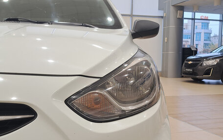 Hyundai Solaris II рестайлинг, 2013 год, 641 000 рублей, 21 фотография
