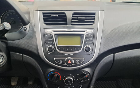 Hyundai Solaris II рестайлинг, 2013 год, 641 000 рублей, 19 фотография