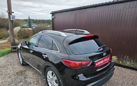 Infiniti QX70, 2013 год, 2 500 000 рублей, 7 фотография