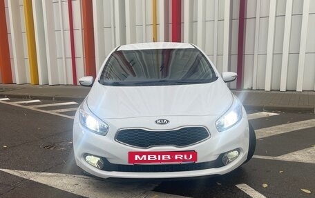 KIA cee'd III, 2013 год, 1 415 000 рублей, 3 фотография