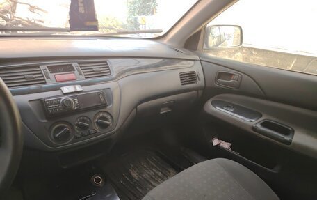 Mitsubishi Lancer IX, 2005 год, 235 000 рублей, 10 фотография