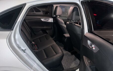 KIA K3, 2021 год, 2 000 000 рублей, 10 фотография