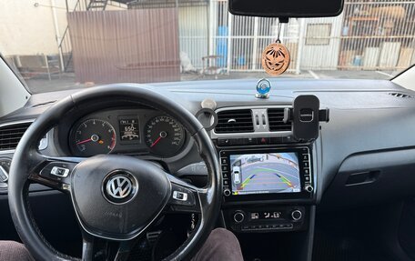 Volkswagen Polo VI (EU Market), 2016 год, 1 050 000 рублей, 7 фотография