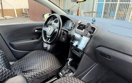 Volkswagen Polo VI (EU Market), 2016 год, 1 050 000 рублей, 10 фотография