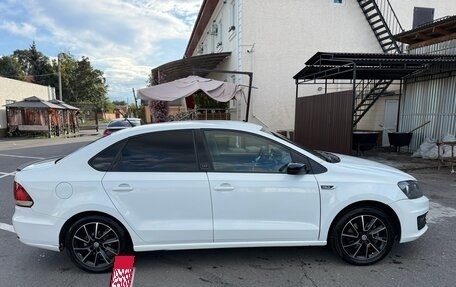 Volkswagen Polo VI (EU Market), 2016 год, 1 050 000 рублей, 3 фотография