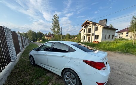 Hyundai Solaris II рестайлинг, 2016 год, 875 000 рублей, 3 фотография