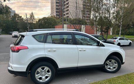 Toyota RAV4, 2017 год, 1 900 000 рублей, 8 фотография