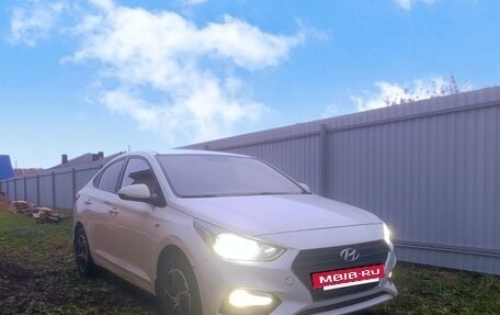 Hyundai Solaris II рестайлинг, 2018 год, 1 100 000 рублей, 4 фотография