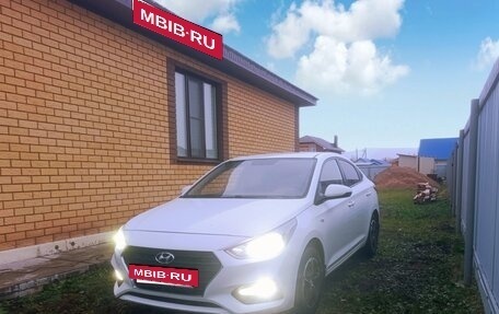 Hyundai Solaris II рестайлинг, 2018 год, 1 100 000 рублей, 3 фотография