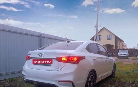 Hyundai Solaris II рестайлинг, 2018 год, 1 100 000 рублей, 9 фотография