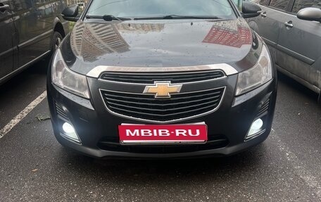Chevrolet Cruze II, 2014 год, 850 000 рублей, 2 фотография