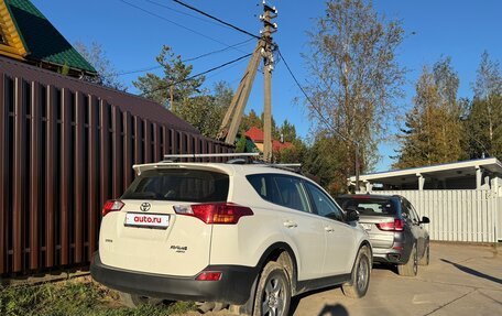Toyota RAV4, 2015 год, 2 050 000 рублей, 6 фотография