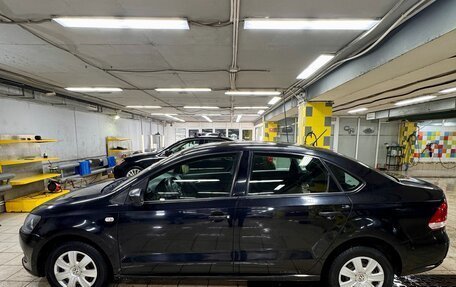 Volkswagen Polo VI (EU Market), 2013 год, 750 000 рублей, 2 фотография
