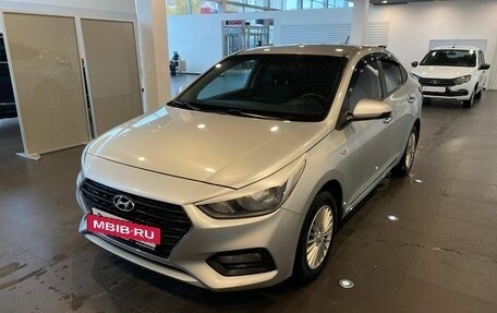 Hyundai Solaris II рестайлинг, 2017 год, 1 020 000 рублей, 7 фотография