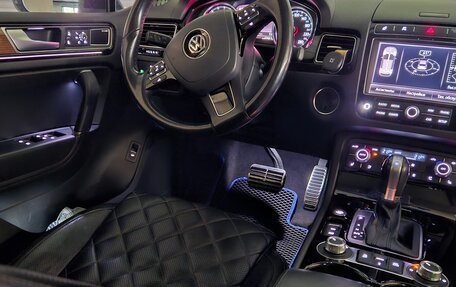 Volkswagen Touareg III, 2016 год, 3 700 000 рублей, 18 фотография