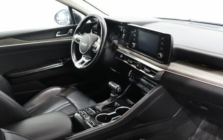 KIA K5, 2021 год, 2 100 000 рублей, 12 фотография
