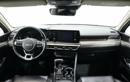 KIA K5, 2021 год, 2 100 000 рублей, 11 фотография