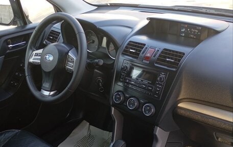 Subaru Forester, 2014 год, 1 350 000 рублей, 13 фотография