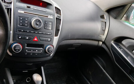 KIA cee'd I рестайлинг, 2010 год, 500 000 рублей, 9 фотография