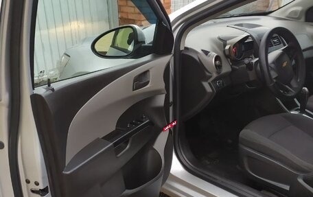 Chevrolet Aveo III, 2013 год, 700 000 рублей, 9 фотография