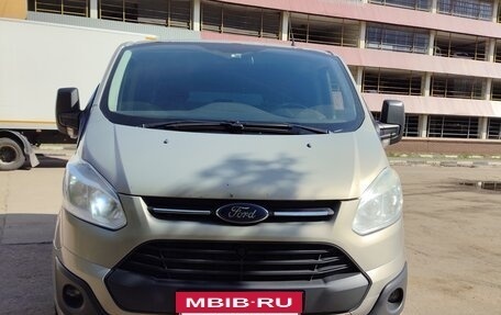 Ford Tourneo Custom I рестайлинг, 2013 год, 1 690 000 рублей, 2 фотография