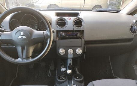 Mitsubishi Colt VI рестайлинг, 2004 год, 399 000 рублей, 9 фотография