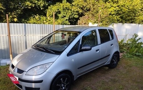 Mitsubishi Colt VI рестайлинг, 2004 год, 399 000 рублей, 2 фотография