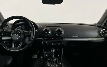 Audi A3, 2019 год, 1 997 000 рублей, 12 фотография