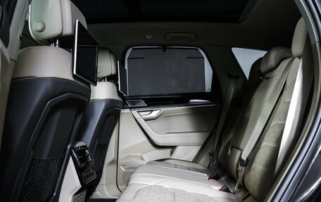 Volkswagen Touareg III, 2019 год, 5 890 000 рублей, 12 фотография