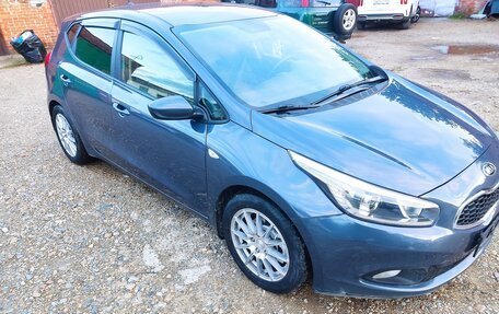 KIA cee'd III, 2015 год, 980 000 рублей, 1 фотография