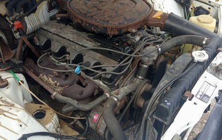 Mercedes-Benz W123, 1984 год, 1 300 000 рублей, 14 фотография