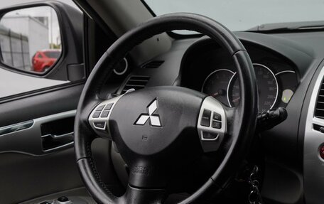 Mitsubishi Pajero Sport II рестайлинг, 2012 год, 1 990 000 рублей, 19 фотография