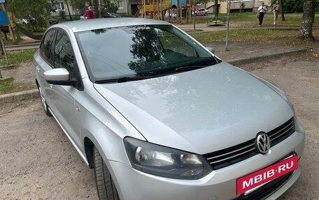Volkswagen Polo VI (EU Market), 2014 год, 650 000 рублей, 2 фотография