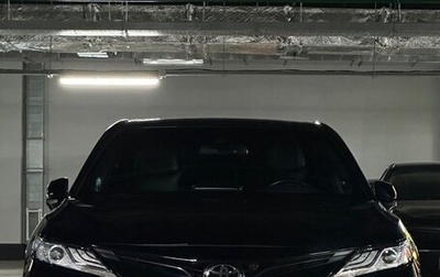 Toyota Camry, 2021 год, 4 000 000 рублей, 1 фотография