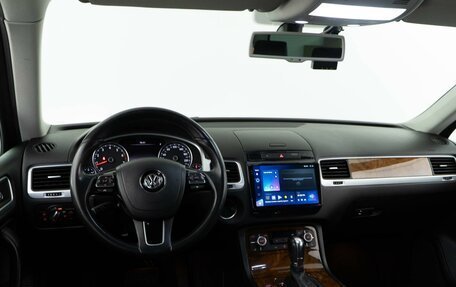 Volkswagen Touareg III, 2013 год, 2 034 055 рублей, 7 фотография