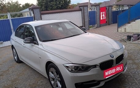 BMW 3 серия, 2012 год, 2 200 000 рублей, 15 фотография