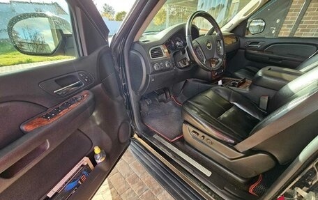 Chevrolet Tahoe III, 2008 год, 1 850 000 рублей, 9 фотография