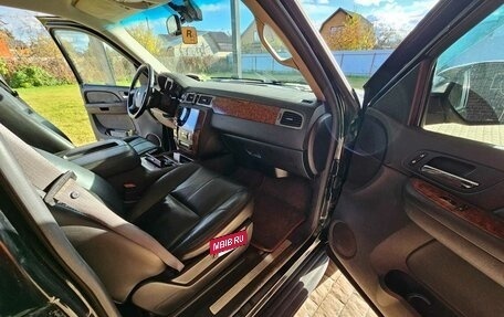 Chevrolet Tahoe III, 2008 год, 1 850 000 рублей, 11 фотография