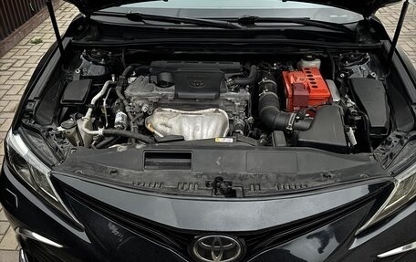 Toyota Camry, 2018 год, 2 050 000 рублей, 4 фотография