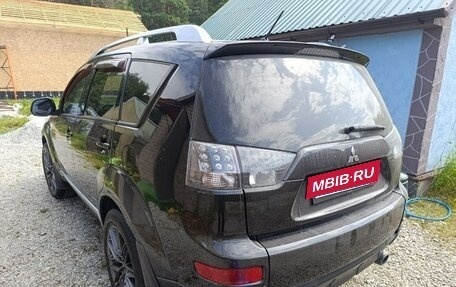 Mitsubishi Outlander III рестайлинг 3, 2008 год, 1 150 000 рублей, 6 фотография