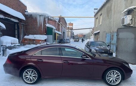 Mercedes-Benz CLS, 2007 год, 1 100 000 рублей, 4 фотография