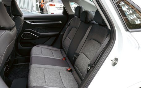 Geely Emgrand, 2024 год, 1 840 000 рублей, 9 фотография