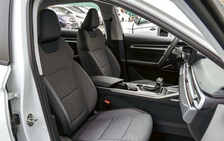 Geely Emgrand, 2024 год, 1 840 000 рублей, 8 фотография