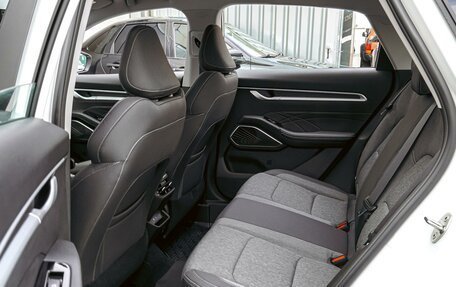 Geely Emgrand, 2024 год, 1 840 000 рублей, 11 фотография