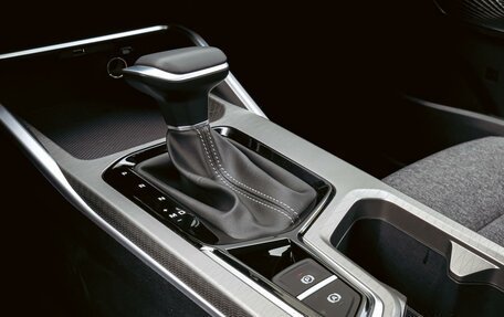 Geely Emgrand, 2024 год, 1 840 000 рублей, 12 фотография