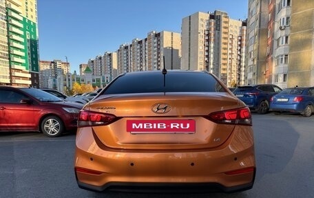 Hyundai Solaris II рестайлинг, 2018 год, 1 550 000 рублей, 4 фотография
