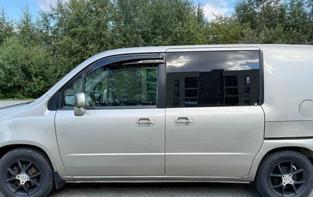 Honda Mobilio Spike I рестайлинг, 2002 год, 460 000 рублей, 2 фотография